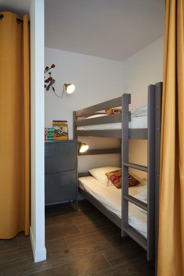 Le Clos Des Foudriers Claira Bagian luar foto