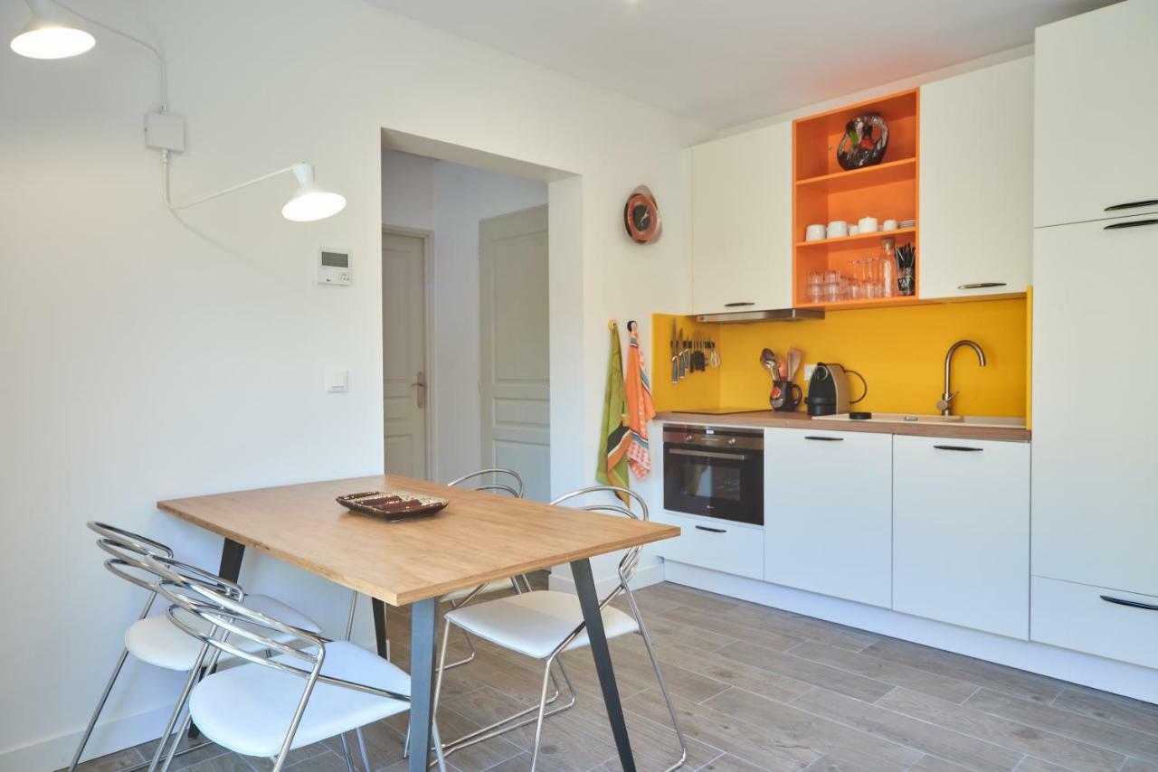 Le Clos Des Foudriers Claira Bagian luar foto