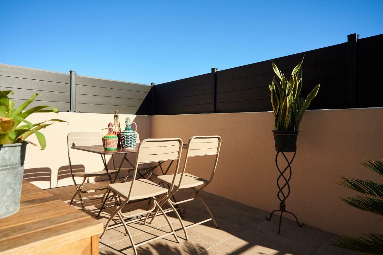 Le Clos Des Foudriers Claira Bagian luar foto